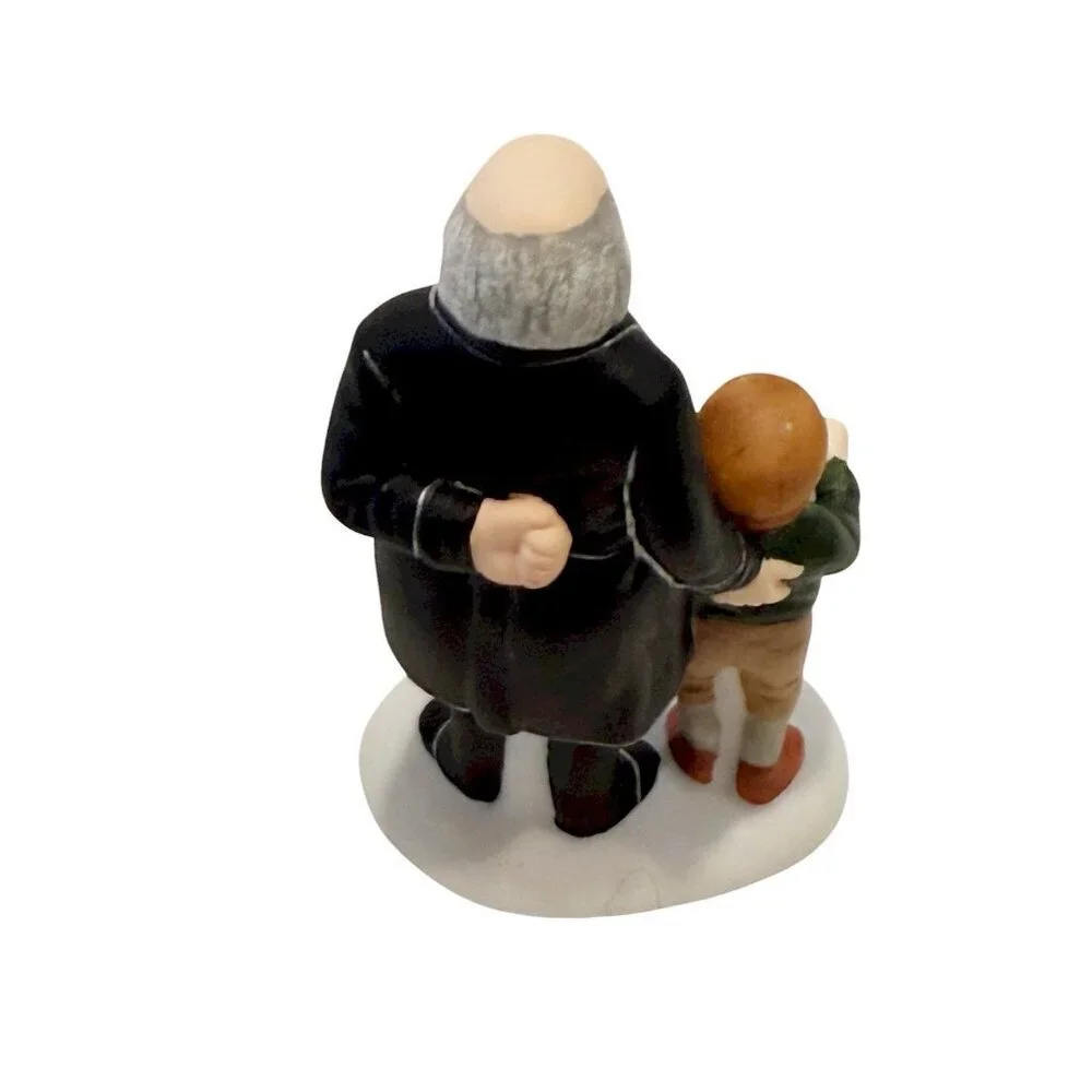 Dept 56 Heritage Village “A Peaceful Glow On Christmas Eve” #5830-0 Box Set of 3